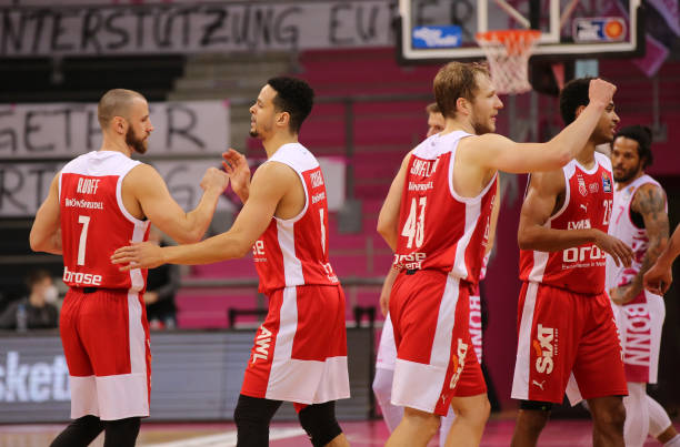 面的因素 面的因素