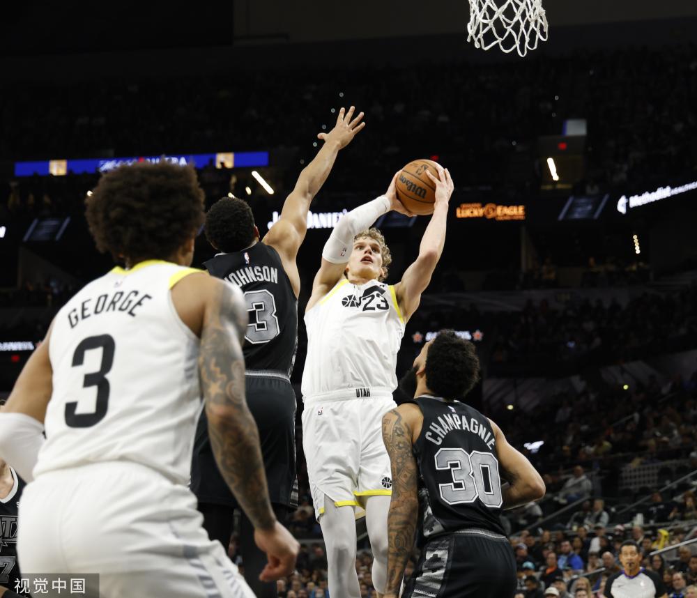 手牵着走 手牵着走