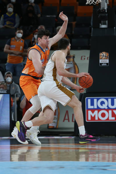 夯实青训基 夯实青训基