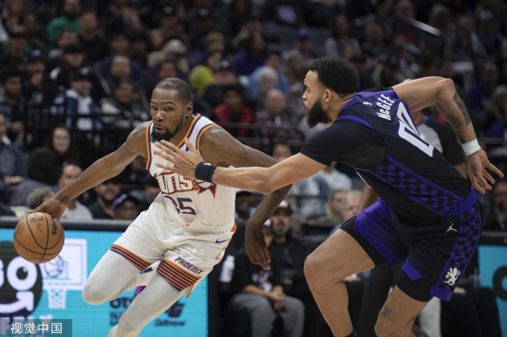 姆巴佩驰骋瑞典惹上风流债?诺坎普工人上演全武行?